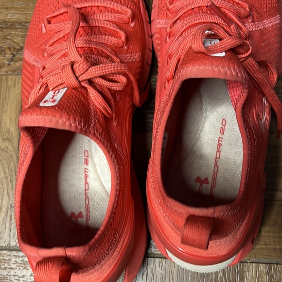 Under Armour HOVR Bluetooth Sneakers - Picture 6 of 10